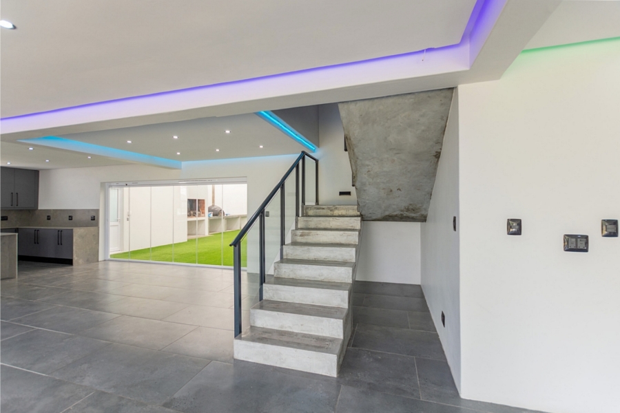 9 Bedroom Property for Sale in Long Acres Country Estate Western Cape